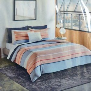 🎁Lacoste Twin/TXL Duvet Set - Unity Multi